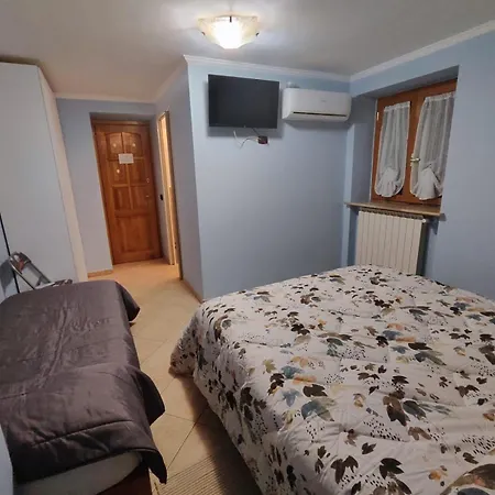 Domus Laurenza Guest house