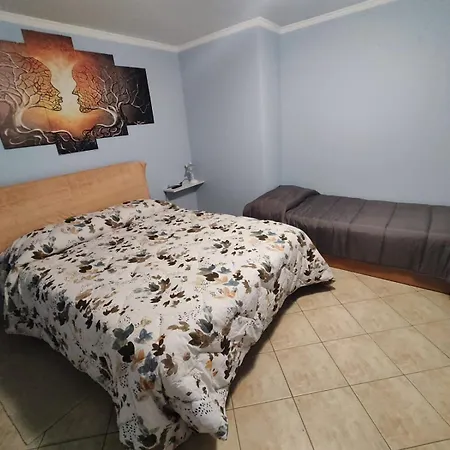 Domus Laurenza Guest house